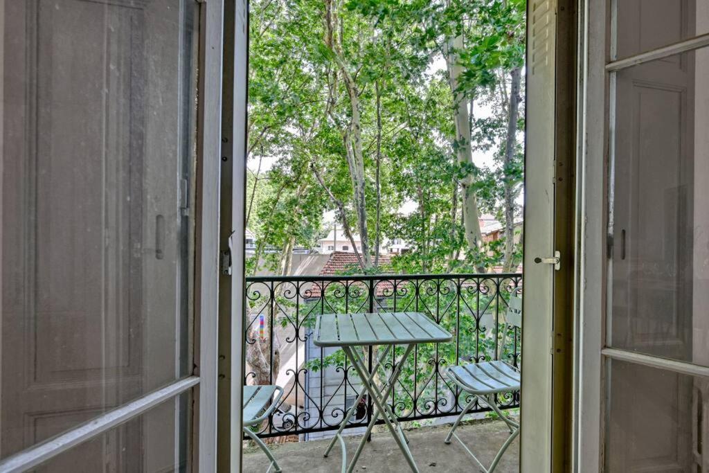 Au Coeur Des Platanes - Parking Gratuit Sous-Terrain - Clim - Balcon Apartment Avignon Exterior foto